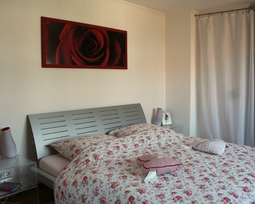 Schlafzimmer 1